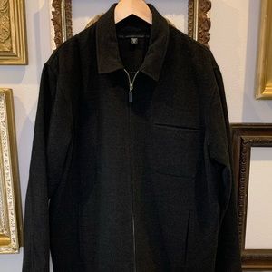 Men’s Zippered Jacket with Pocket for a Phone